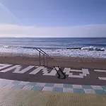 アパート Bord De Mer, Midi, Acces Direct A La Et Parking Privatif
