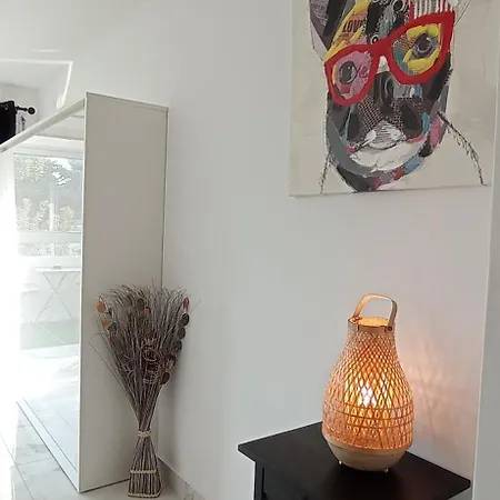 Bord De Mer, Midi, Acces Direct A La * Cannes