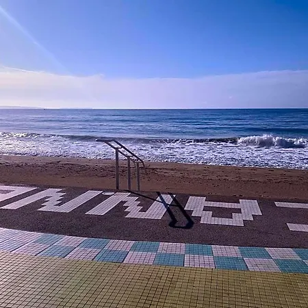 アパート Bord De Mer, Midi, Acces Direct A La Et Parking Privatif カンヌ