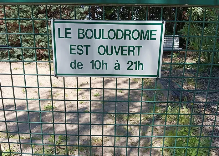Bord De Mer, Midi, Acces Direct A La