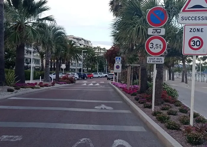 Bord De Mer, Midi, Acces Direct A La Apartment